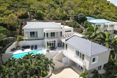 Image de Welcome to a slice of paradise!