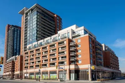 Image de Great Location – New Luxury One Bedroom Condo \nLawrence and Dufferin\n