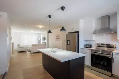 Image de Stylish, Modern 3br in Moncton