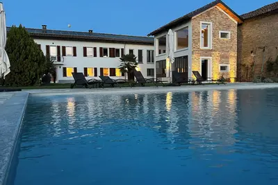 Image de Spectacular views of Unesco Castles, Langhe valley, French, Italian & Swiss alps