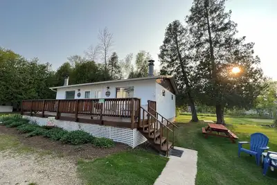 Image de Cozy Brook North Cottage @ Ephraim Beach on Ephraim Village Cottages Resort