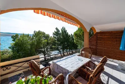 Image de Appartement en bord de mer à Rovanjska