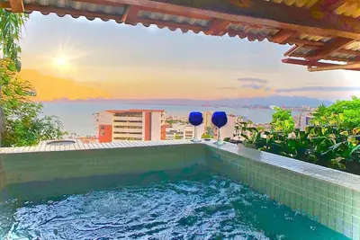 Image de Vista Cielo al Mar, Condominium in Puerto Vallarta, Mexico\n2 bedrooms, 2. 5 baths