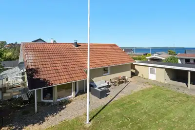 Image de Belle maison à Børkop avec WiFi