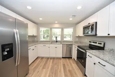 Image de Villages 2b, 2b Newly Renovated Home - Summer Golf Available!