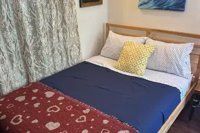 Image de Cozy Cottage - Best Location, Private Patio, WiFi