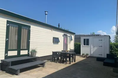 Image de Chalet nabij het water in Langweer