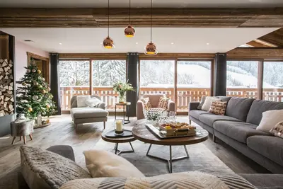 Image de Chalet Le Saint-Jean - 15 pers - proche pistes