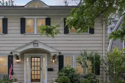 Image de Walk to Notre Dame! Harter Heights Hideaway