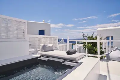Image de Boho Sea View Suite Outdoor Jacuzzi