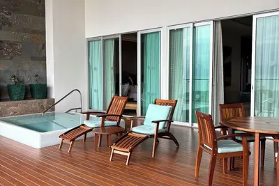 Image de Sun, Golf, Beach, Cirque du Soleil - Fun!