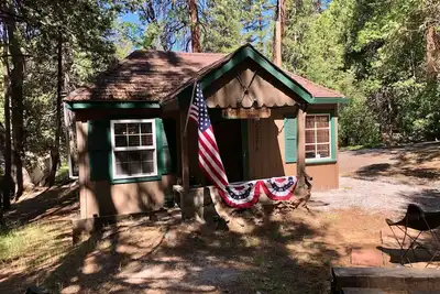 Image de Twain Harte Ca Cute Cozy Cabin Sleeps 4, 1 Bedroom, Hot Tub, Pet friendly.