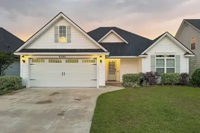 Image de Willow Round Resort-5 min off I-75 w/ Lake Views!