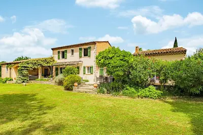 Image de Superbe maison à Callian avec WiFi