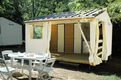 Image de Mobil-home toilé Tithome 21m² \/ 2 chambres (sans sanitaires) 4 personnes