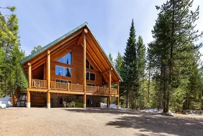 Image de Sasquatch Summit, 5b/-4Ba, Sleeps 12, Bbq, Firepit, Wifi, 30m 2 Ynp-Secluded