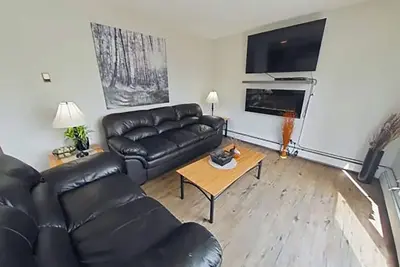 Image de Spacious Two Bedroom Apartment in Great Location in West Park