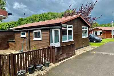 Image de Large 3 bed Chalet -sleeps 6- dog friendly- garden