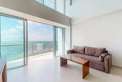 Image de Serene Beachfront Luxury in Cancun - Panoramic views, luxurious amenities
