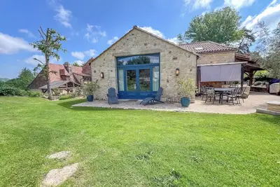 Image de Beautiful guesthouse on the banks of the Dordogne River in a tranquil setting