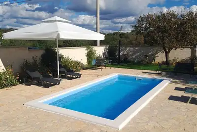 Image de Maison pour la famille avec la piscine Dazlina, Sibenik (K-23303)