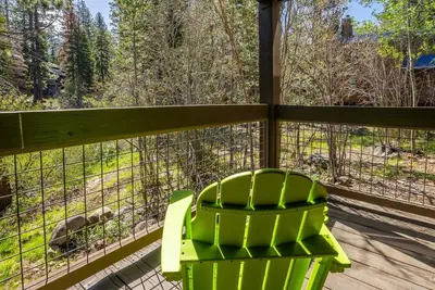 Image de Newly Renovated Luxury Northstar Townhome w\/Free Shuttle and access to Rec Center