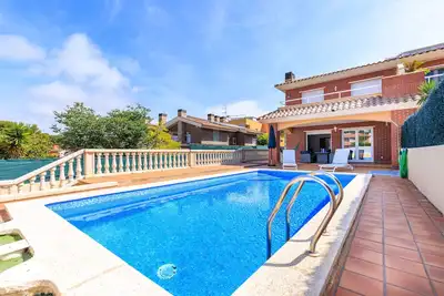 Image de Villa 4 chambres avec piscine privée Salou zone calme