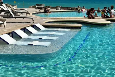 Image de Paradise on Sandy Beach Perfect for Families