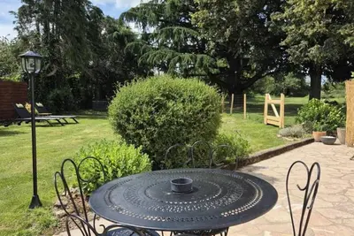 Image de Gîte tout confort près des châteaux de la Loire avec jardin privé et borne de recharge électrique