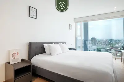 Image de New 2 Br Condo in Condesa - Pool - City Skyline
