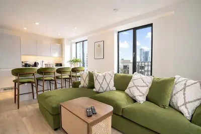 Image de Organika Suite & 2br Luxury w/ Skyline Views & Gym Access!