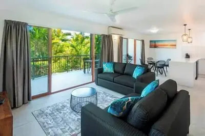 Image de Heliconia Grove 5, Heliconia Grove 5 on Hamilton Island