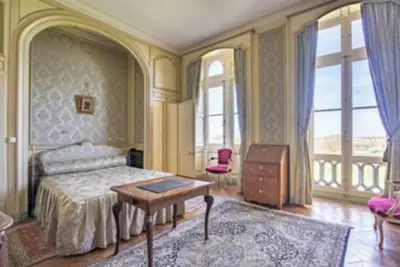 Image de 9 Bedroom Castle in Haute-Goulaine