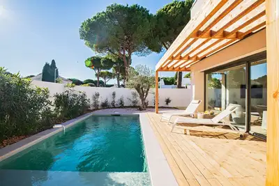 Image de Magnifique villa avec piscine, proche mer et golf