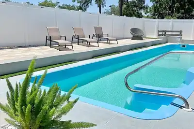 Image de Pool House 3b\/2b 5 min Anclote Beach