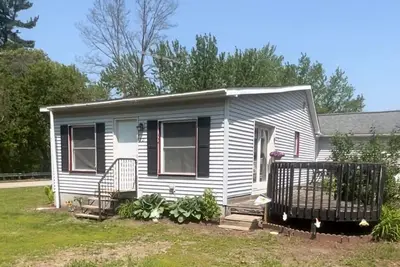 Image de Butterfly Inn cozy little house right on top of the heart of Black River Falls