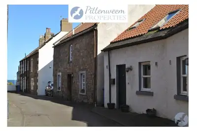 Image de 2a Rose St- cosy coastal cottage Fife