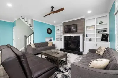 Image de Exquisite Downtown Retreat2 Min to Dpac 5 Min Duke\n\n