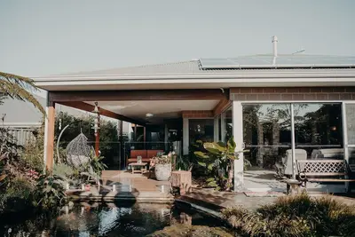 Image de Why travel overseas when such an urban retreat beckons at Stillwaters