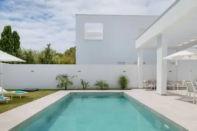Image de Villa 'Elena Sea' avec piscine privée, Wi-Fi et climatisation
