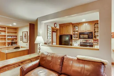Image de 🏔️ Vorlaufer Condos – In the Heart of Vail Village
