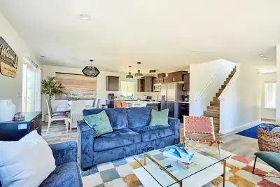 Image de Beach Vibes - Ac, Game Room, Arcade, Firepit & Dog Friendly