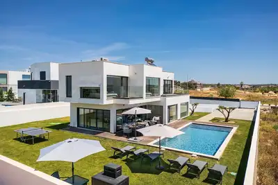 Image de Encosta Dourada – Villa – Private Pool