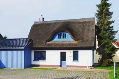 Vacation home for 4 guests with 55m² in Ostseeheilbad Zingst (248449)