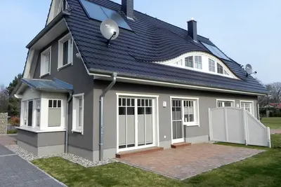 Vacation home for 7 guests with 100m² in Ostseeheilbad Zingst (250060)