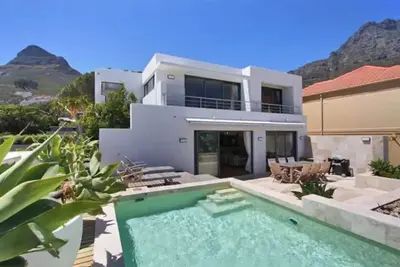 Image de Sedgemoor Villa with mountain, beach, ocean and sunset views