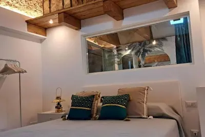Caieta Housing - Guest House Centro Storico. Gratis Parking Pass e Ztl - 2