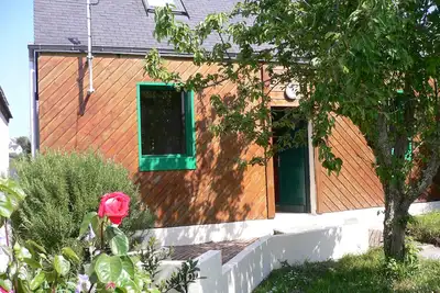 Image de Maison bord de mer, près du port de Locquémeau