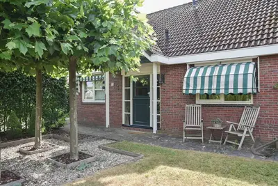 Image de The Cosy Cottage: Country charm with Hot tub & Sauna!