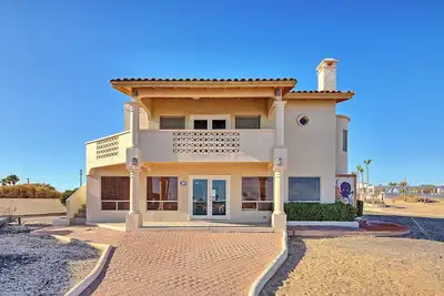 Image de Sol Sin Fin – Ocean Views and Cozy Deck in Las Conchas